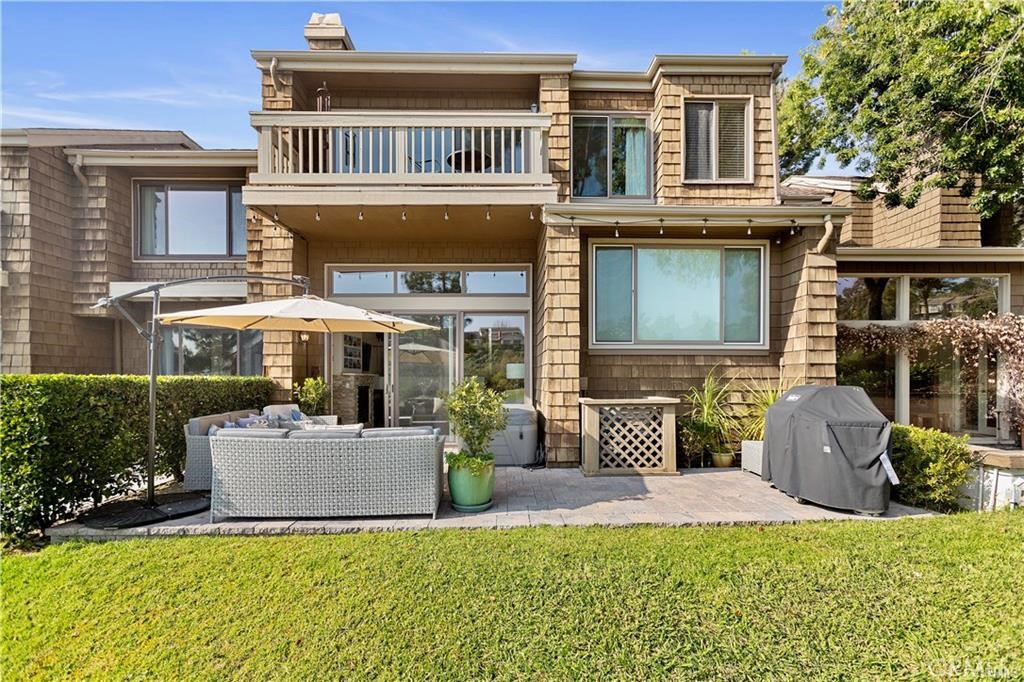 4 Sea Island Drive