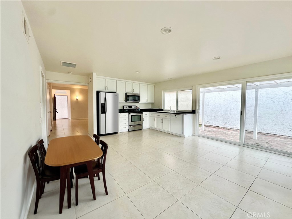 4162 Fireside Circle