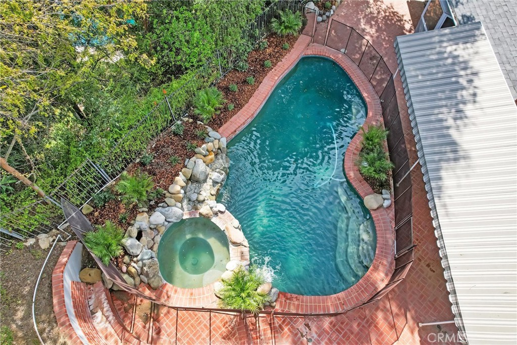 4050 Magna Carta Road