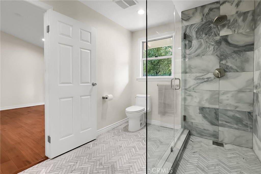 4050 Magna Carta Road