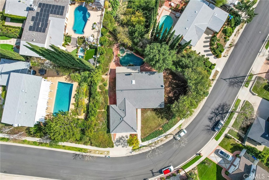 4050 Magna Carta Road