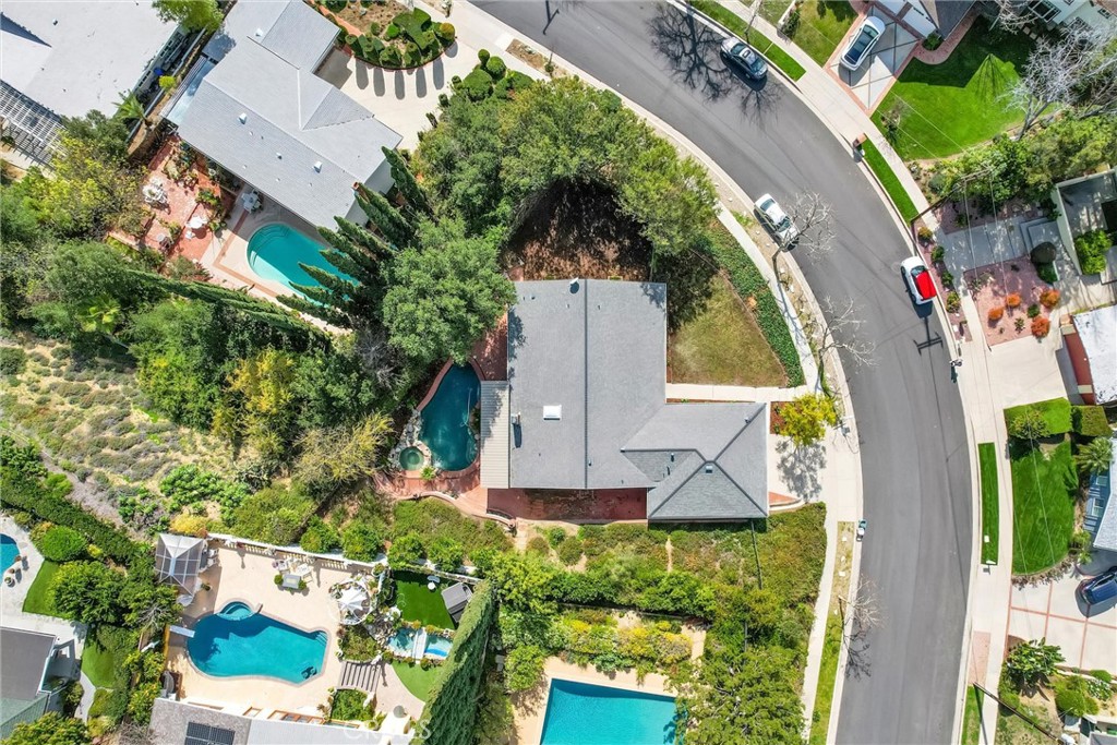 4050 Magna Carta Road