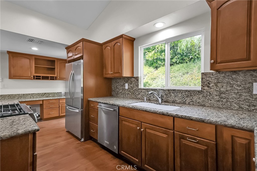 4050 Magna Carta Road