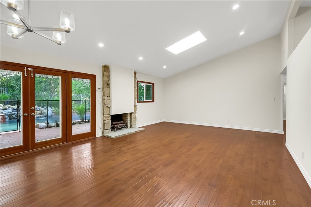 4050 Magna Carta Road