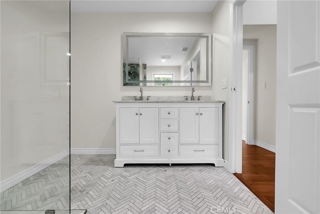 4050 Magna Carta Road