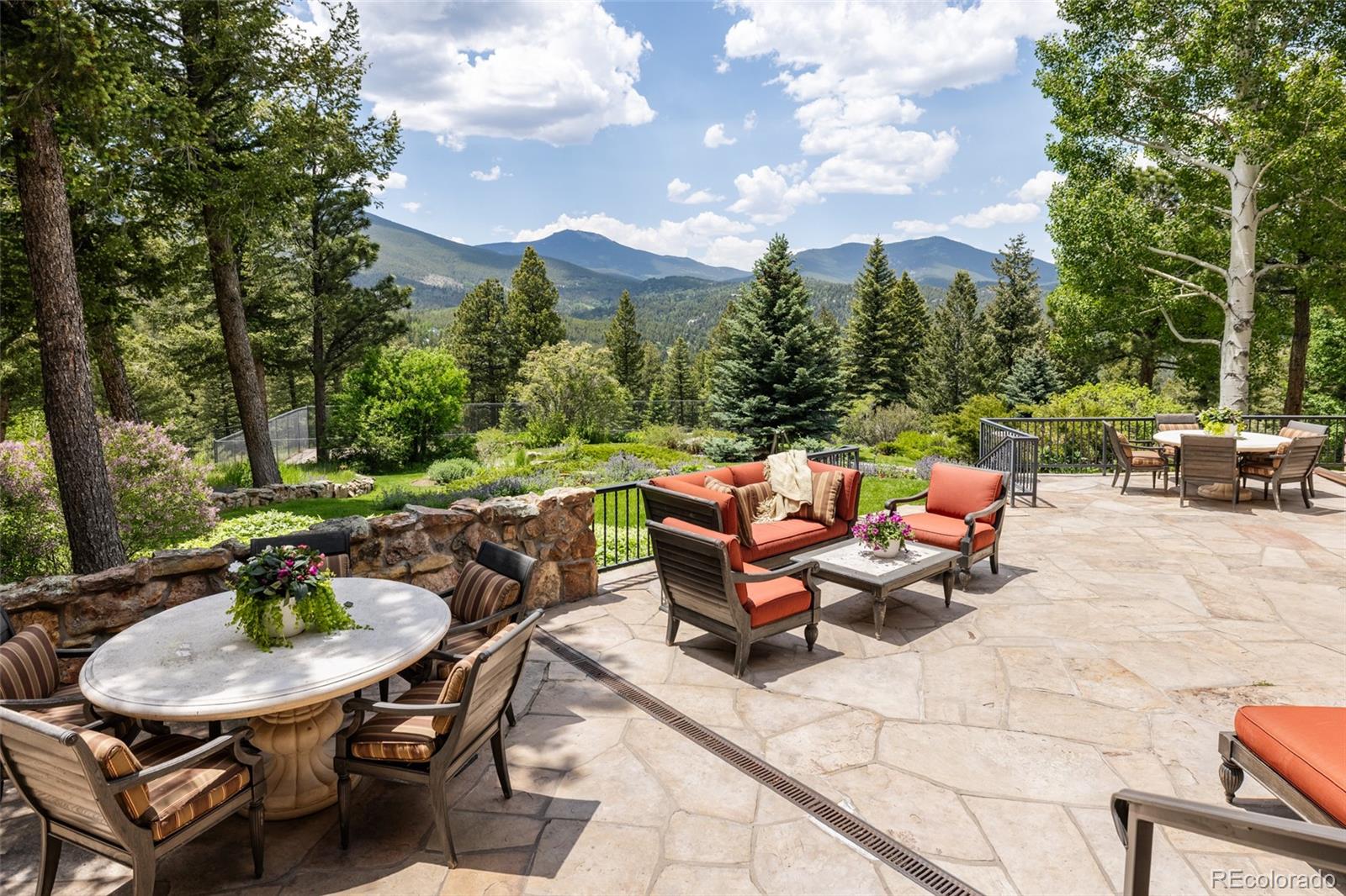 1275 Silver Tip Lane