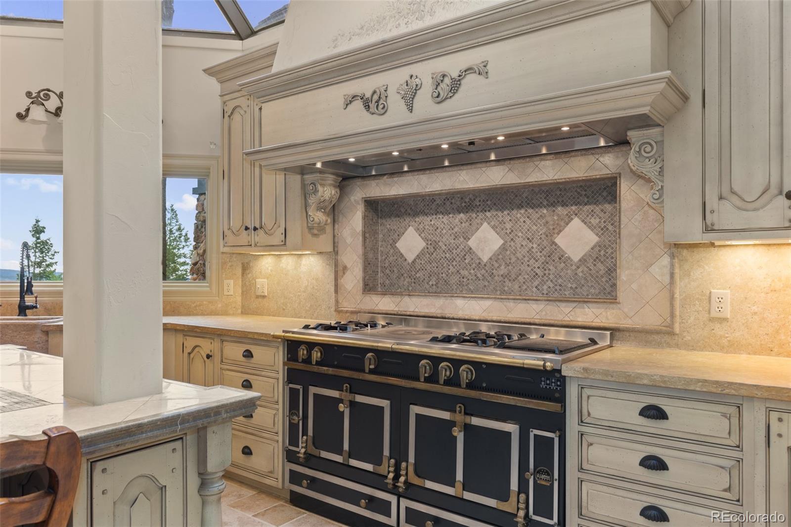 1275 Silver Tip Lane