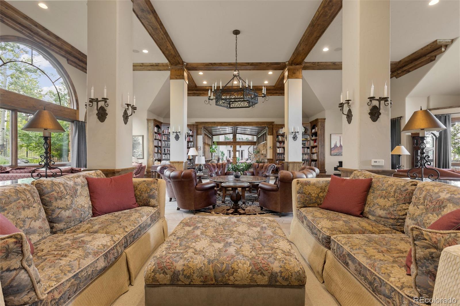1275 Silver Tip Lane