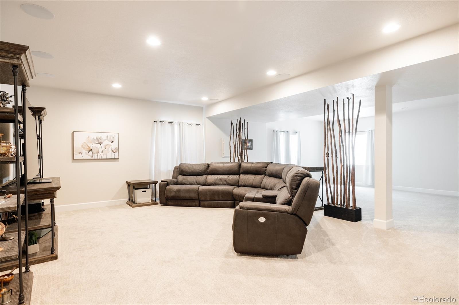 5840 Longs Peak Street