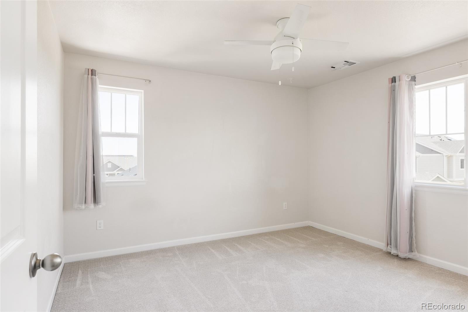 5840 Longs Peak Street
