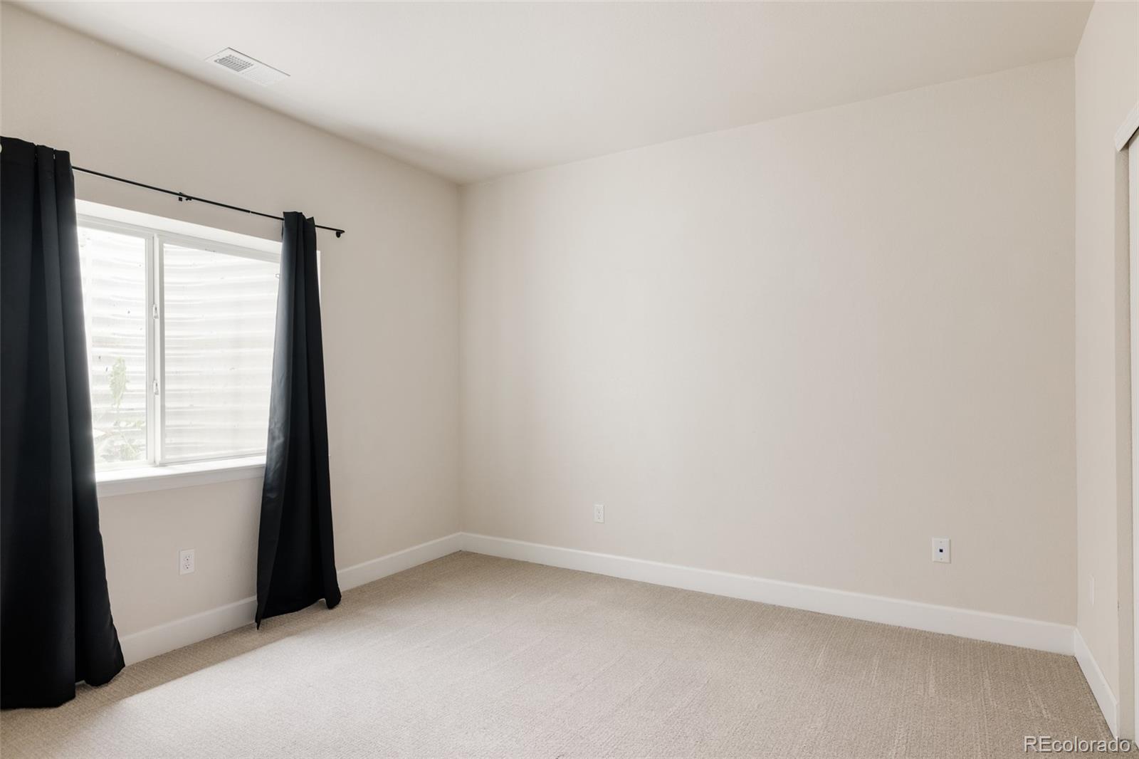 5840 Longs Peak Street