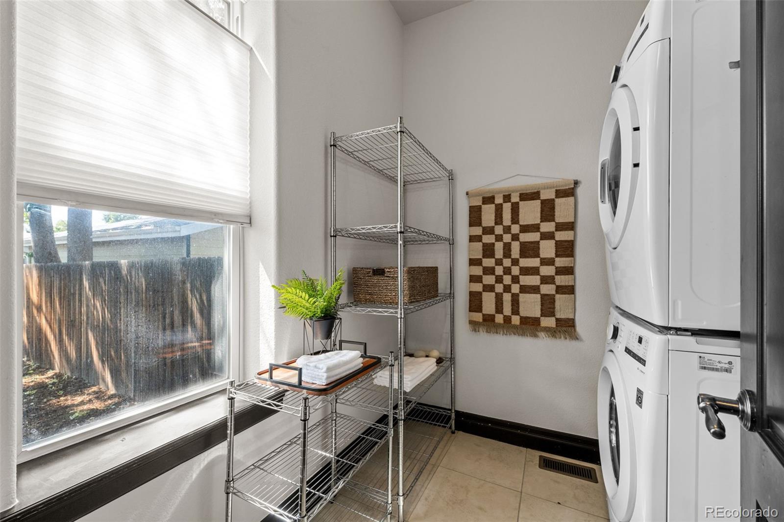 3643 N Franklin Street