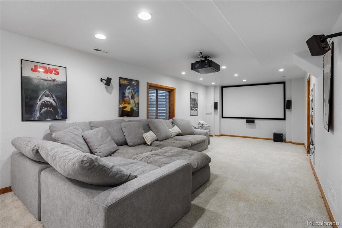 2415 E Lansdowne Court