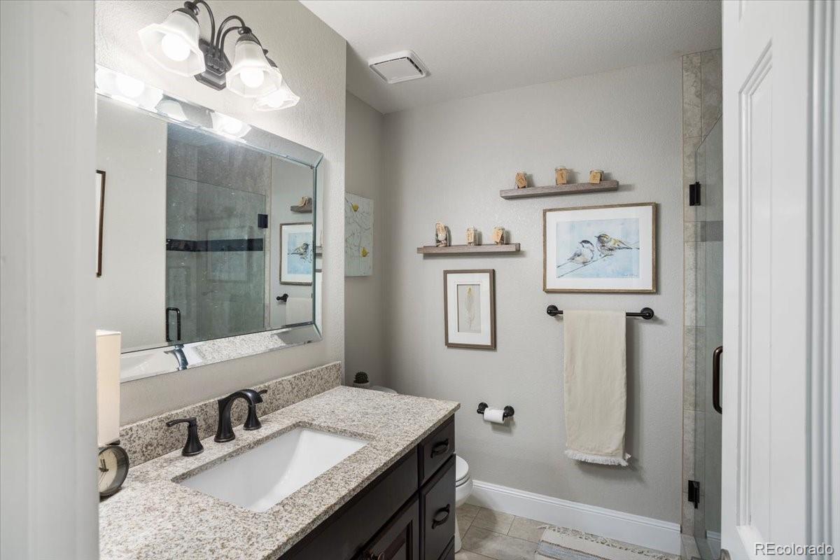 2415 E Lansdowne Court