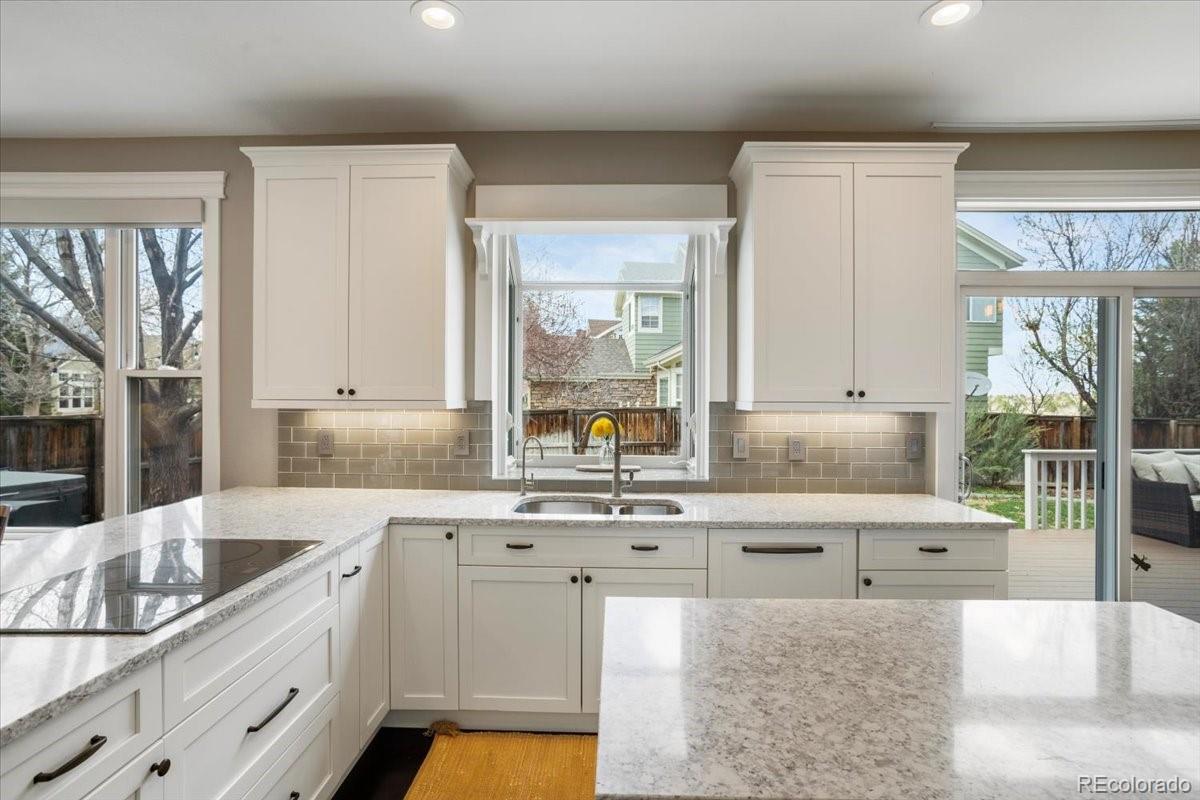 2415 E Lansdowne Court