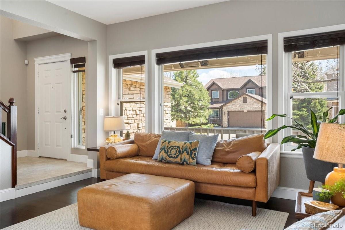 2415 E Lansdowne Court