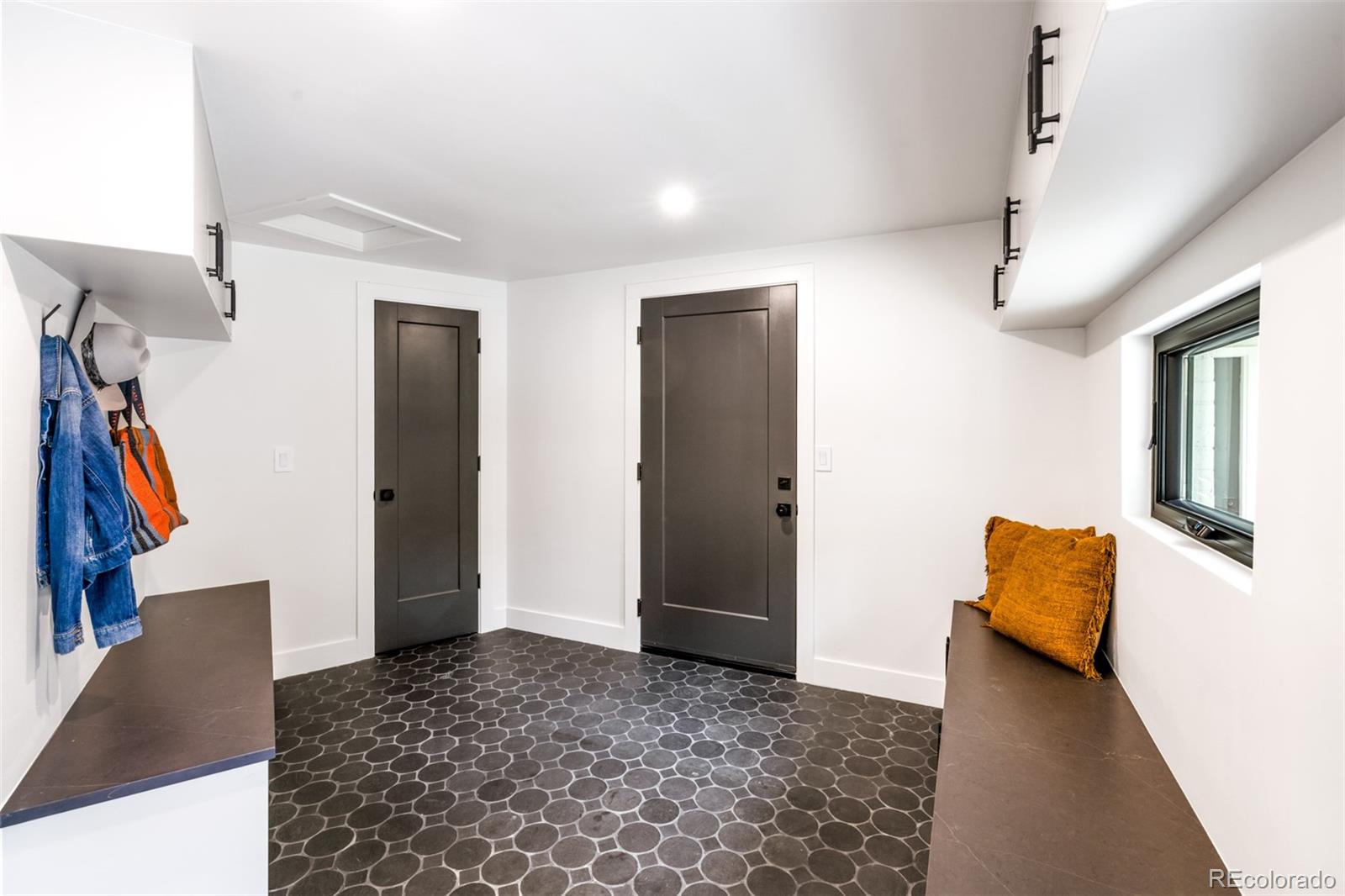 3281 Cherryridge Road
