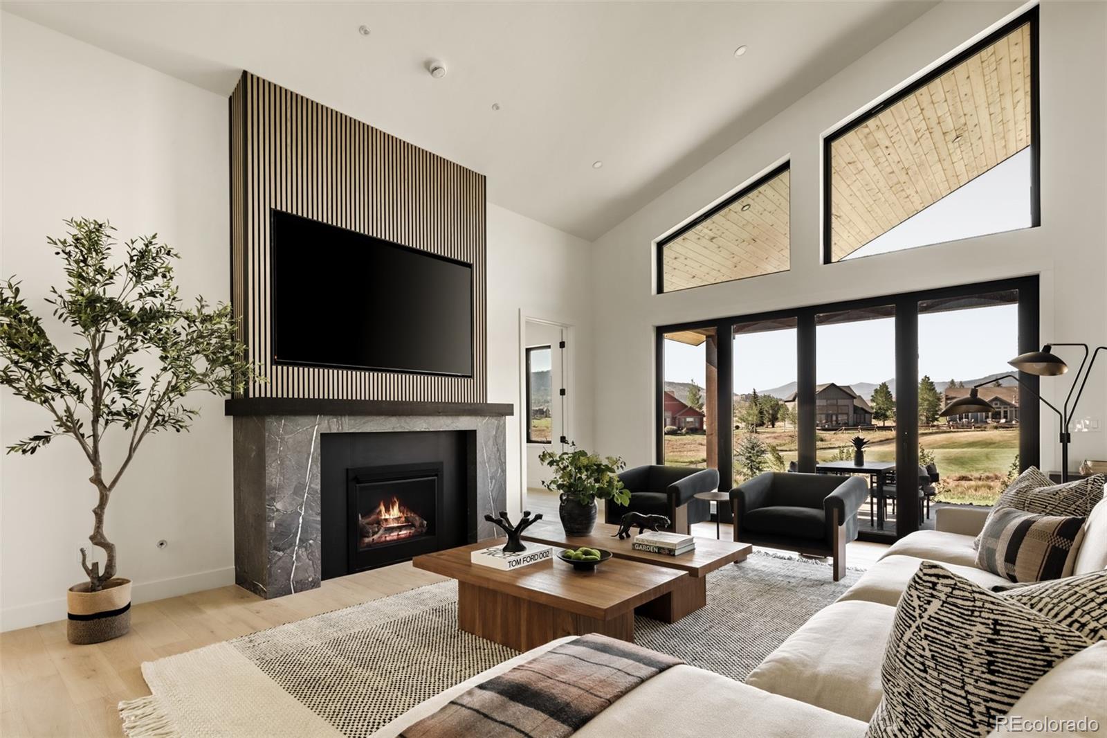1735 Mountain Sky Lane