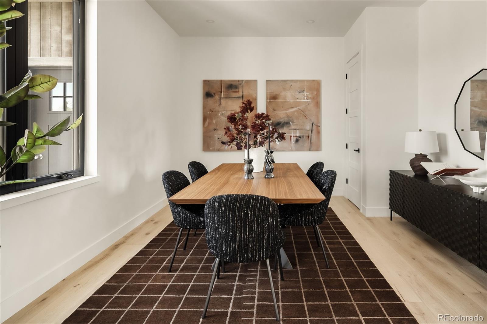 1735 Mountain Sky Lane