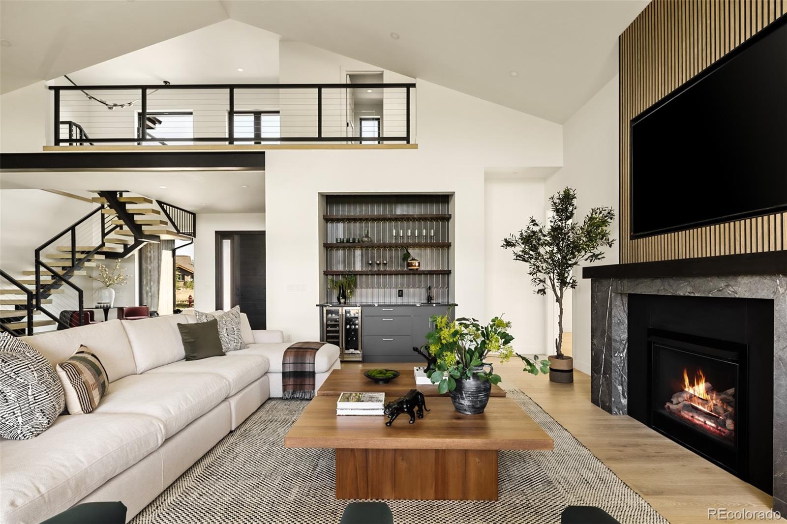 1735 Mountain Sky Lane