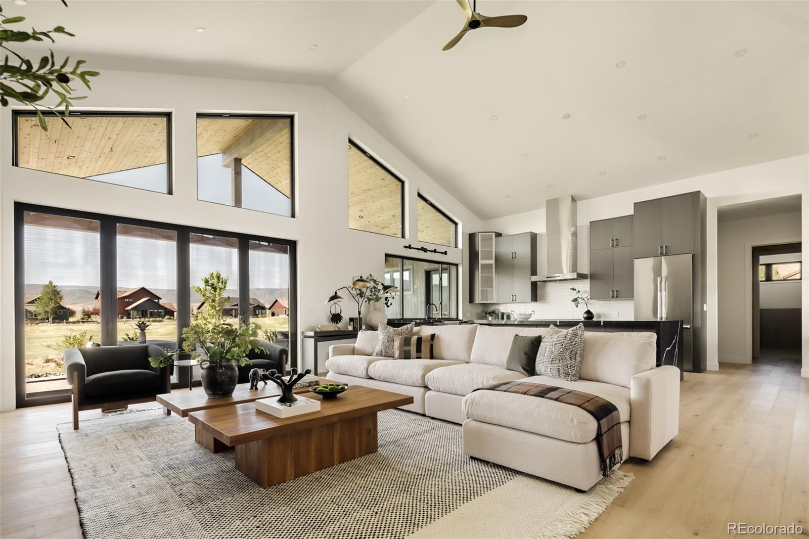 1735 Mountain Sky Lane