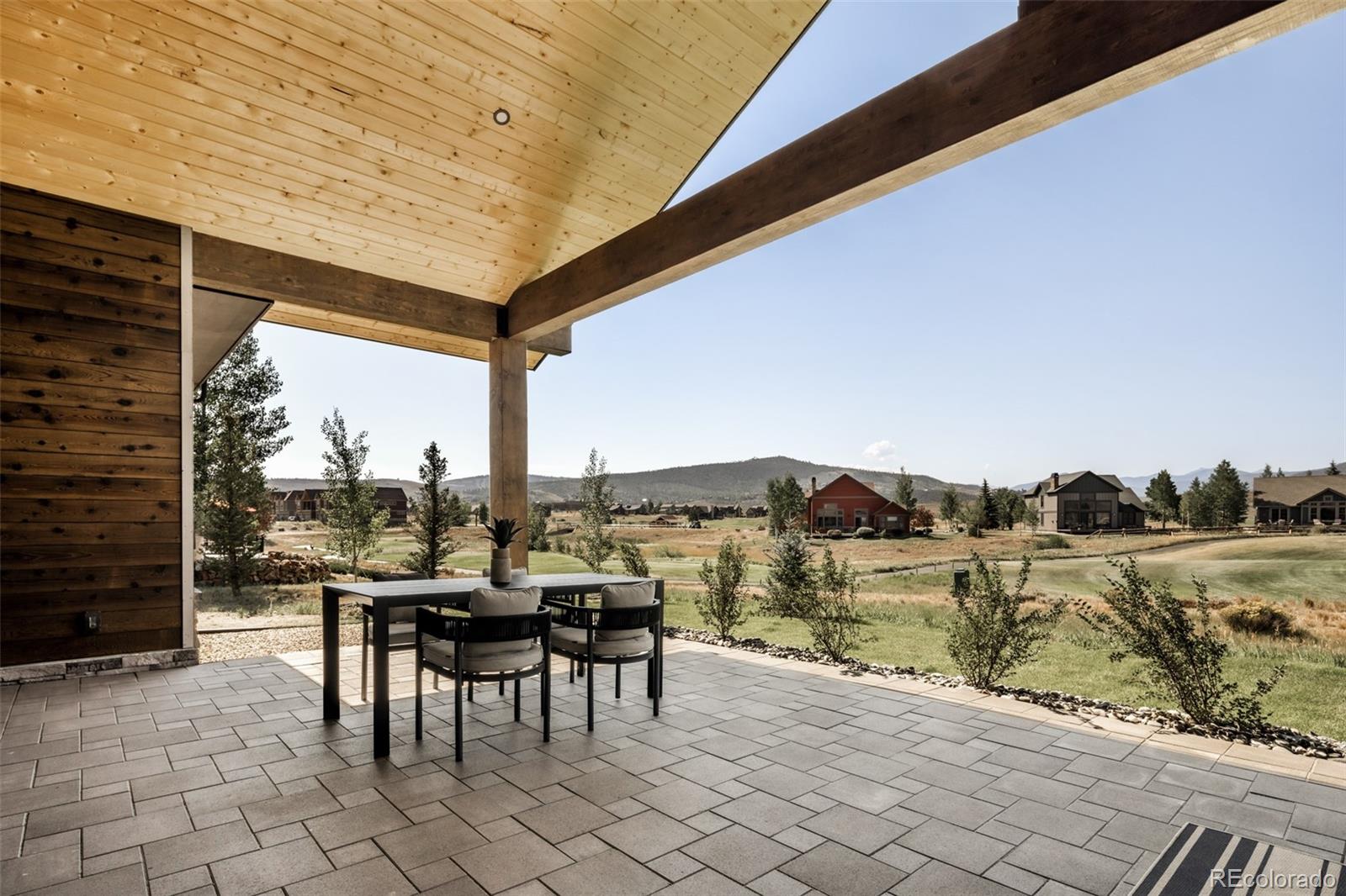 1735 Mountain Sky Lane