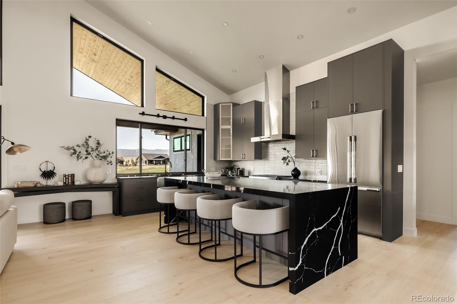 1735 Mountain Sky Lane