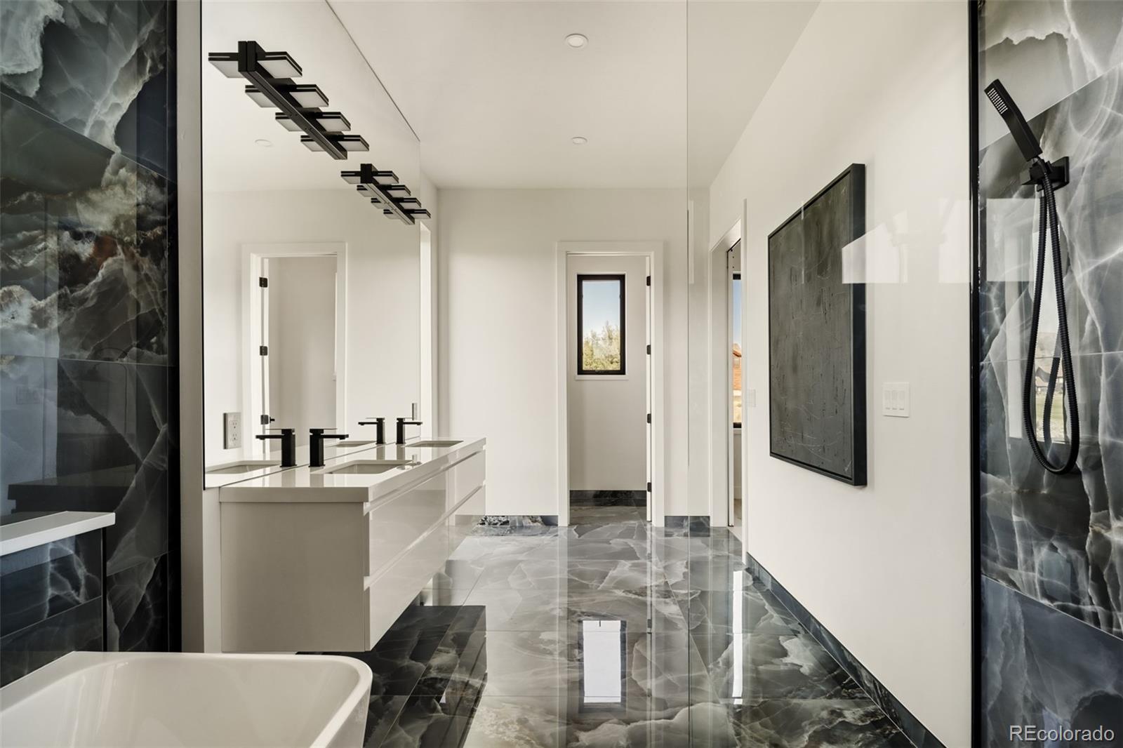 1735 Mountain Sky Lane