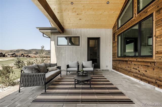 1735 Mountain Sky Lane