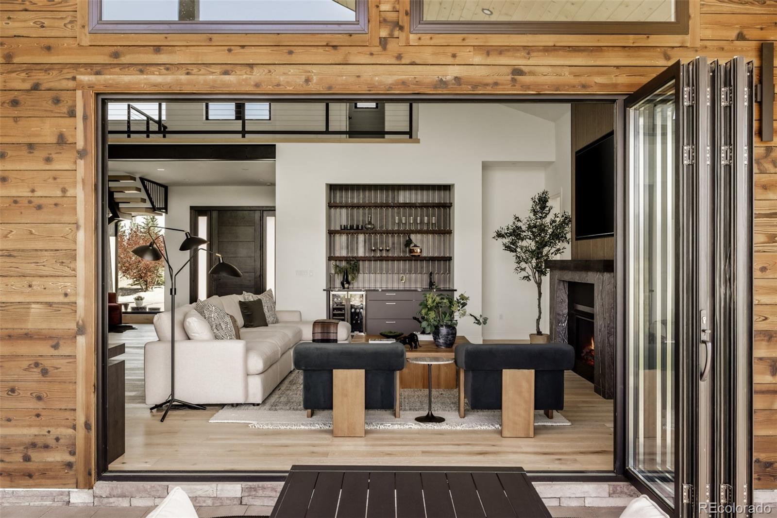1735 Mountain Sky Lane
