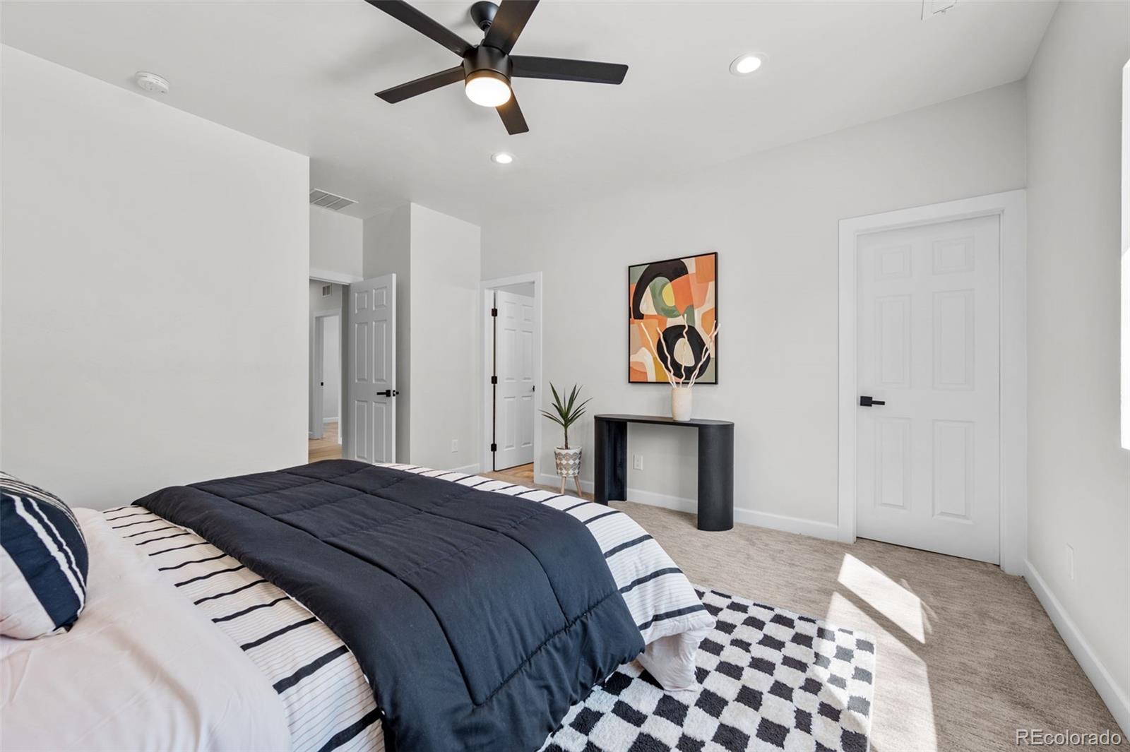 3402 W Center Avenue