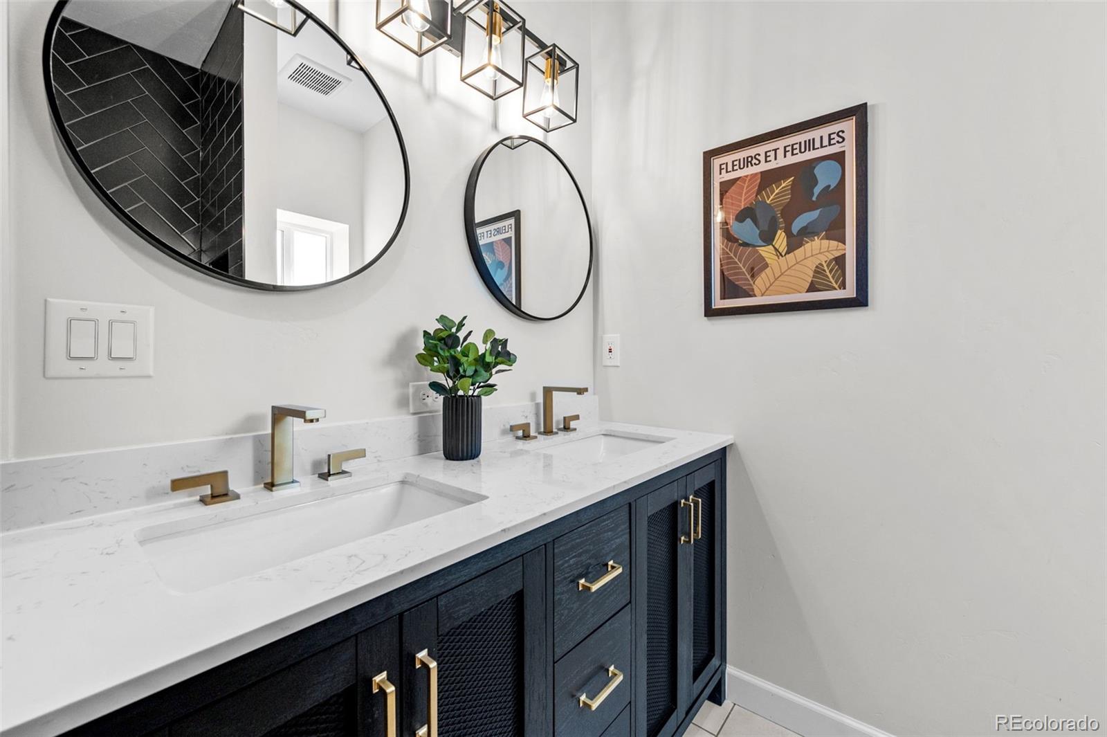 3402 W Center Avenue