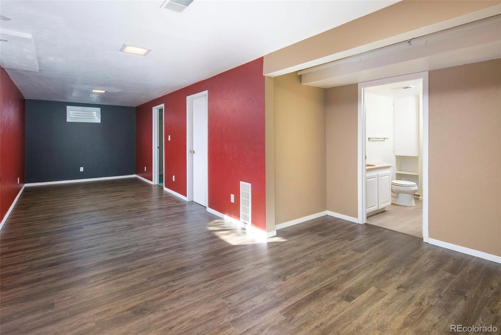 15306 E Layton Place