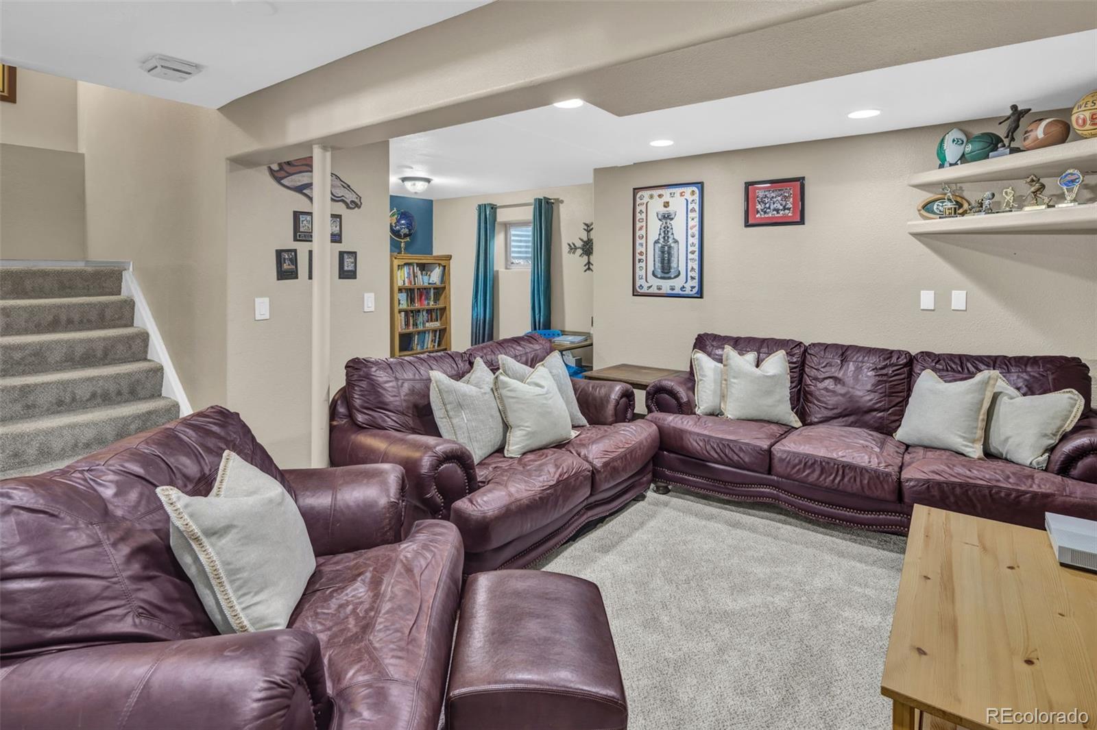 16871 E Hialeah Avenue