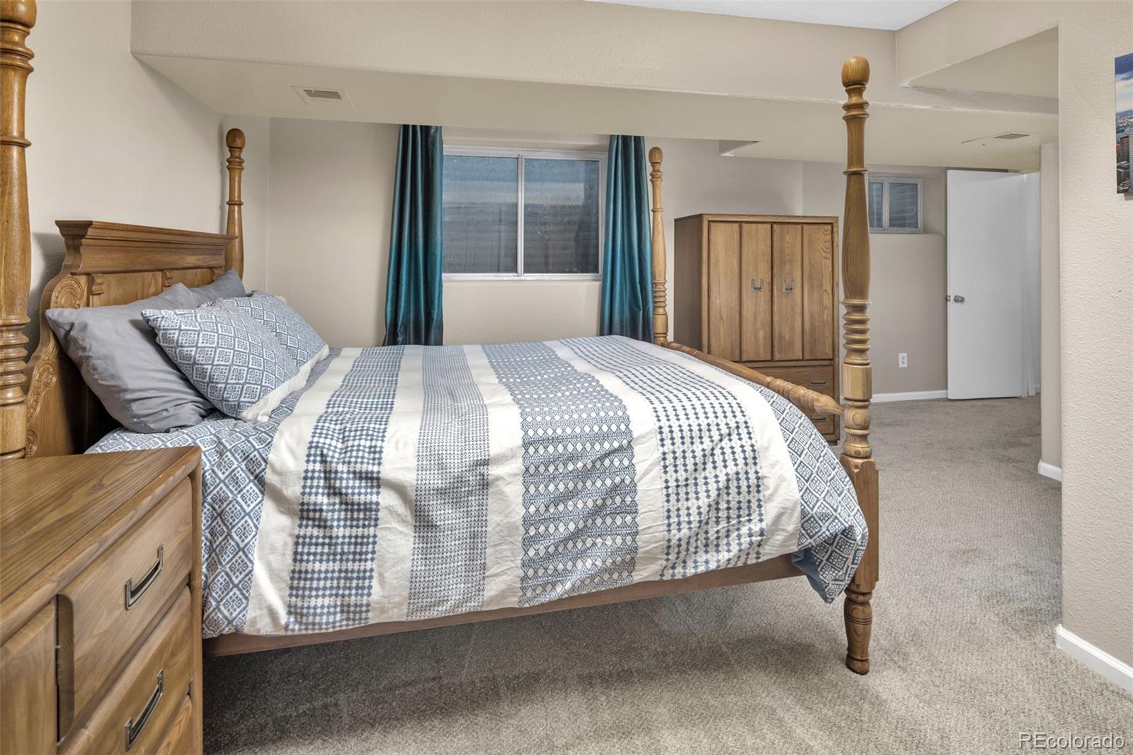 16871 E Hialeah Avenue