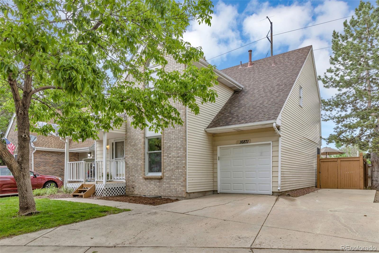 16871 E Hialeah Avenue