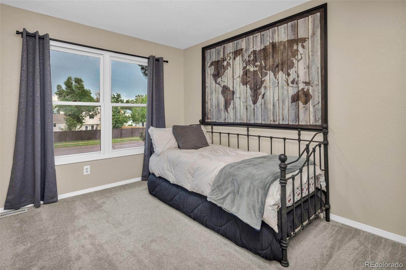 16871 E Hialeah Avenue