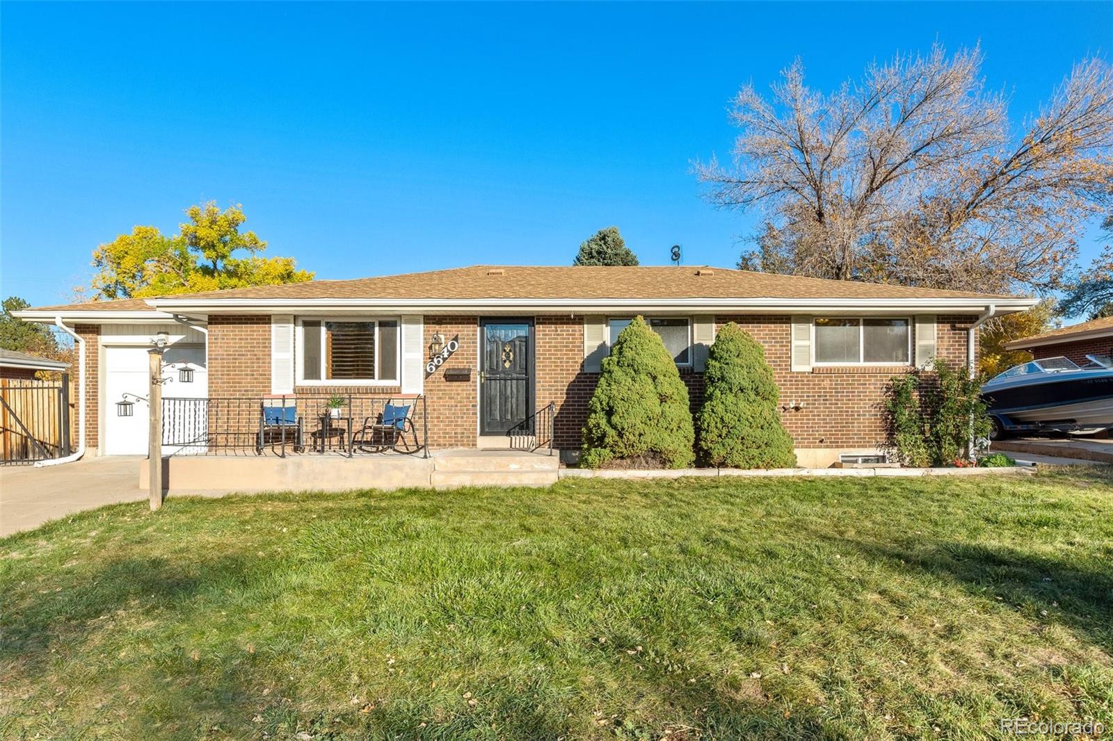 6640 S Downing Street