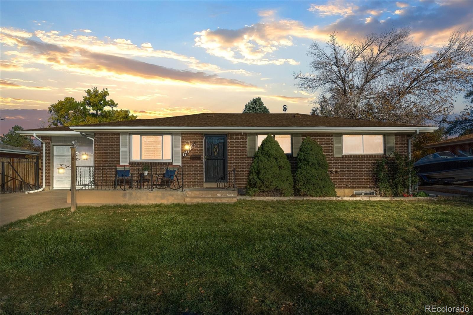 6640 S Downing Street