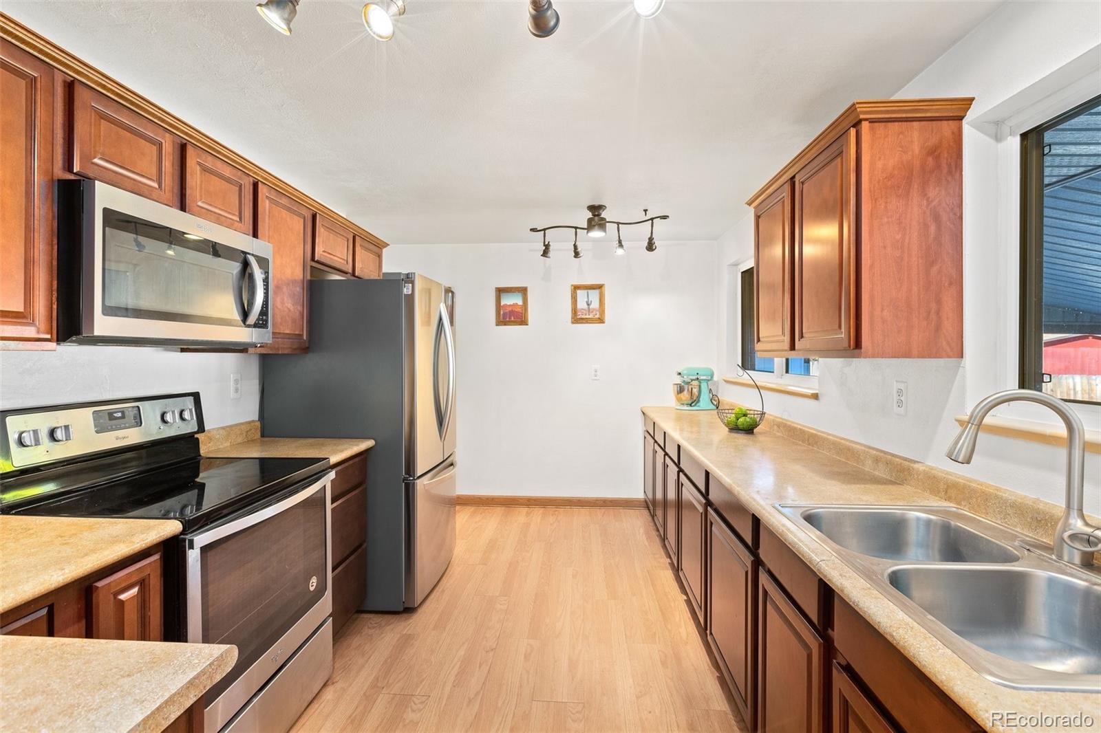 6640 S Downing Street