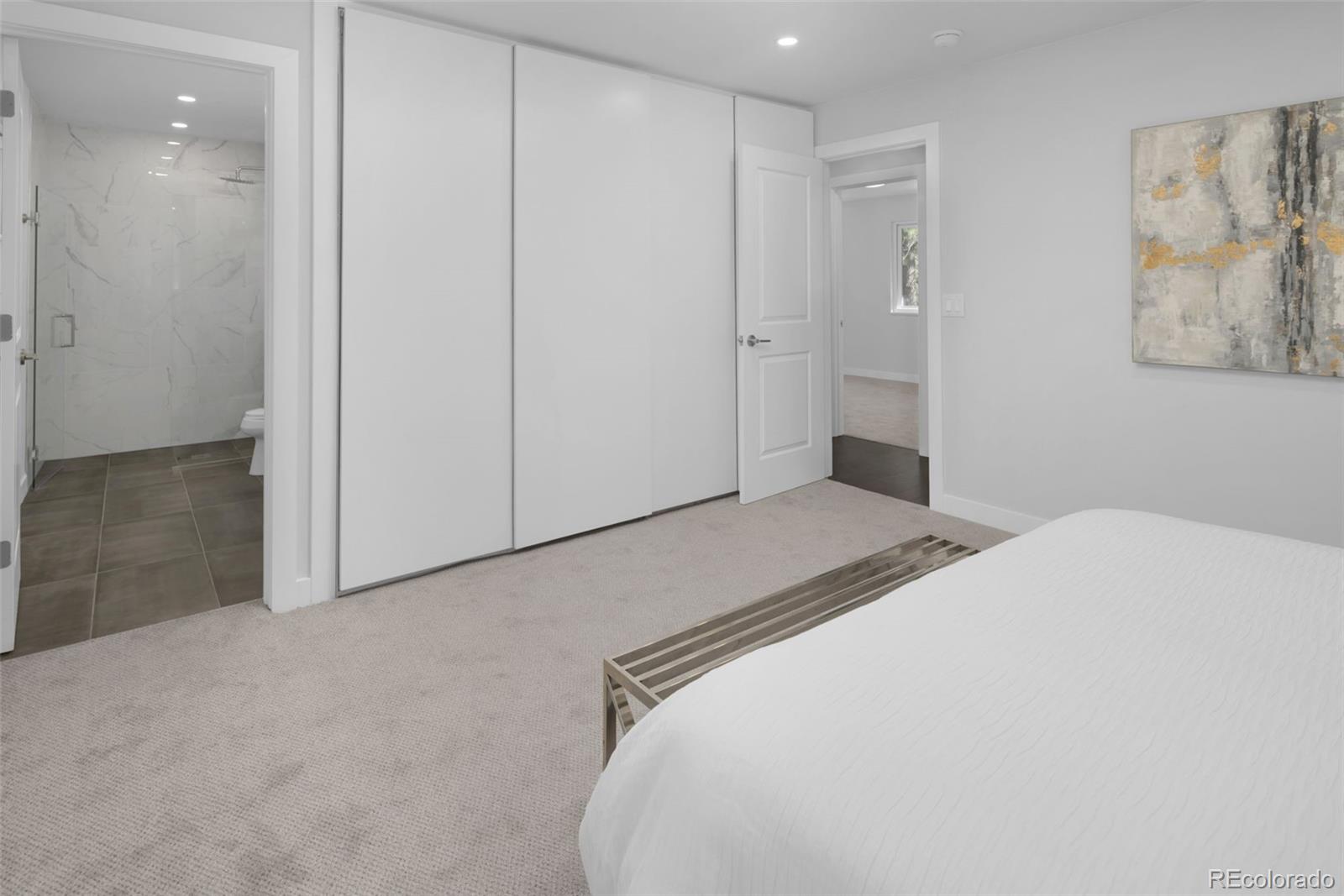 2444 W Costilla Avenue