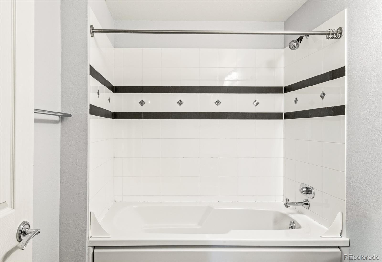 1499 Blake Street Unit: 6E