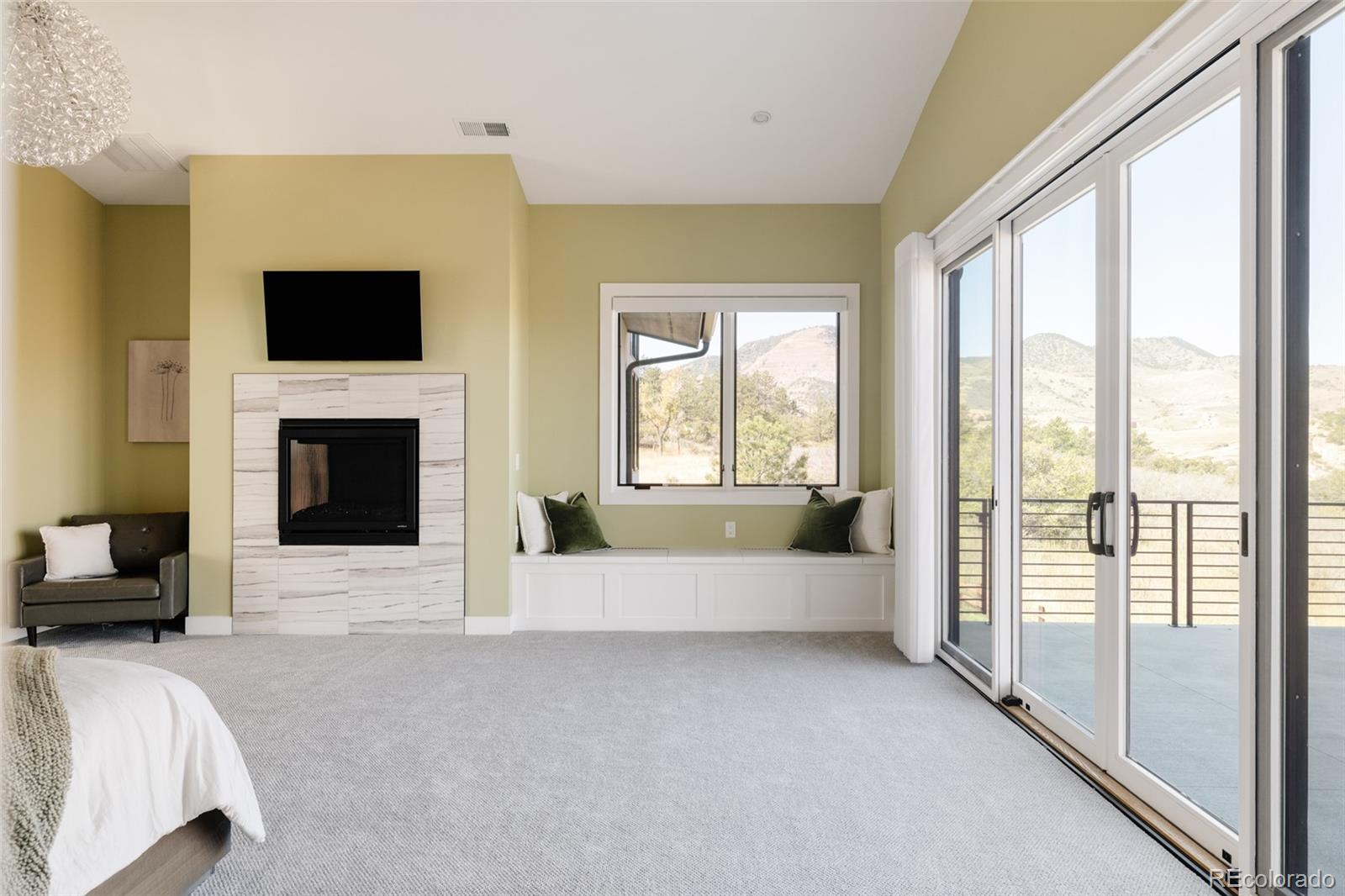 15480 Dinosaur Ridge Road