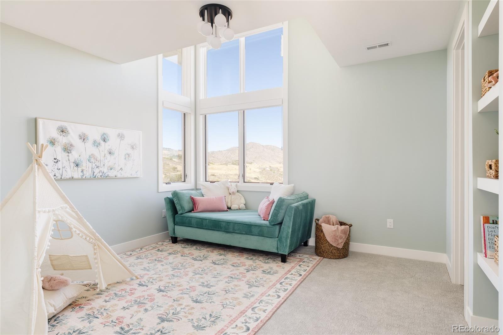 15480 Dinosaur Ridge Road