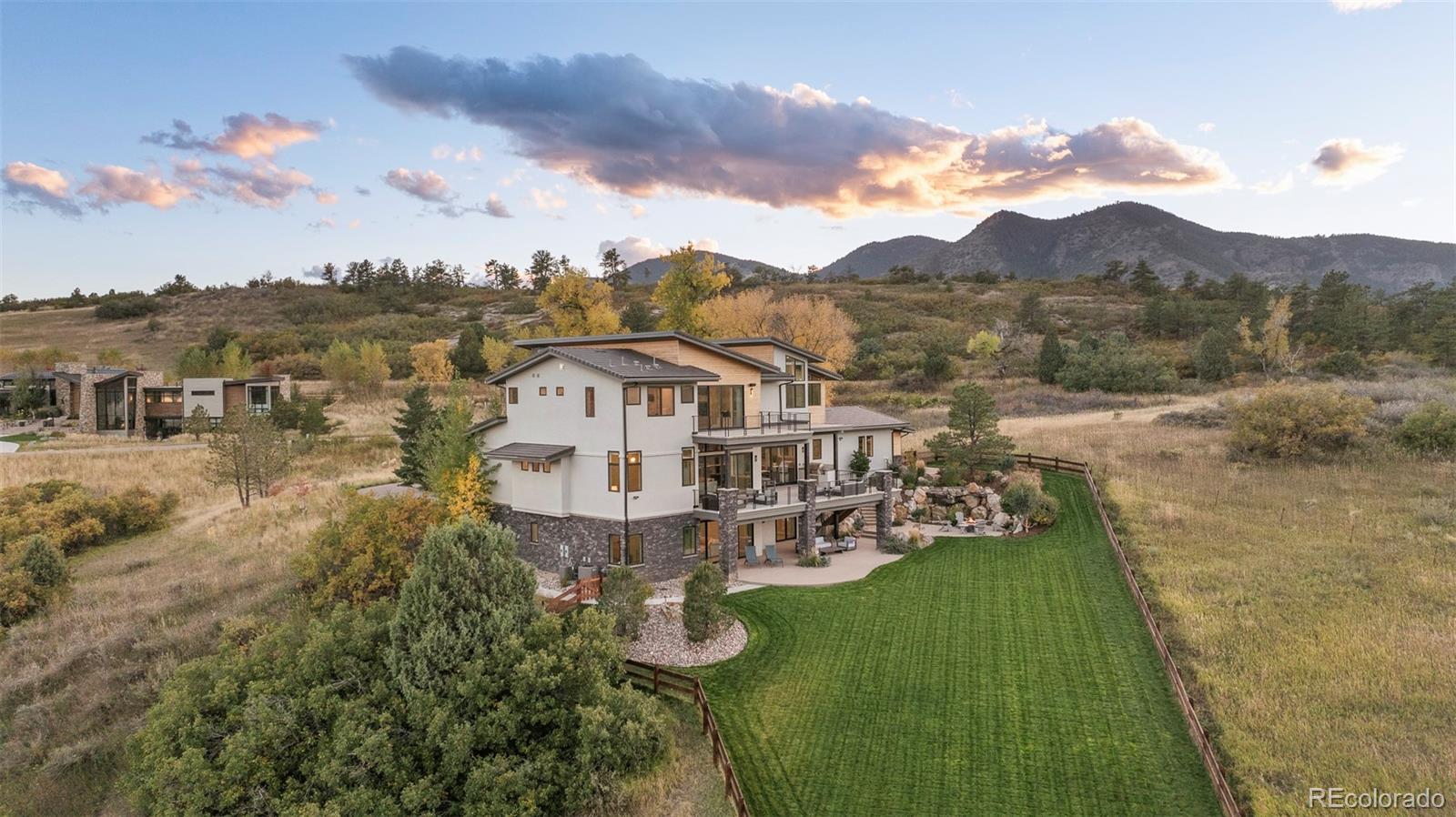 15480 Dinosaur Ridge Road