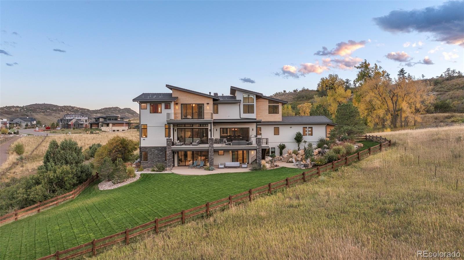 15480 Dinosaur Ridge Road