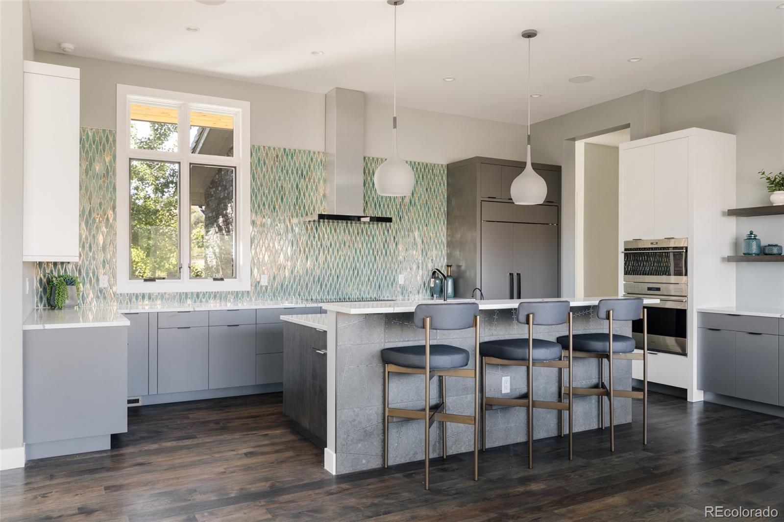 15480 Dinosaur Ridge Road