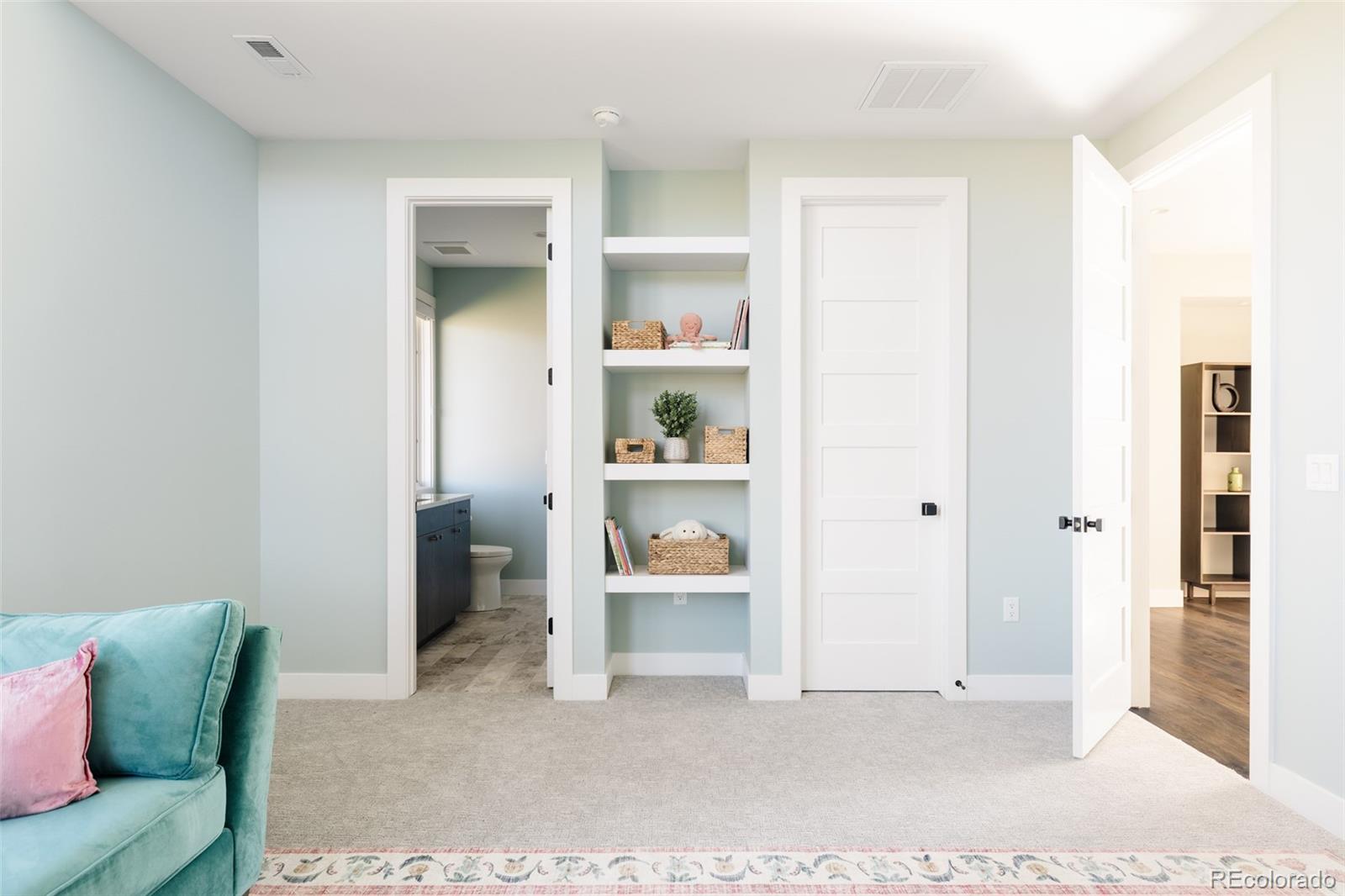 15480 Dinosaur Ridge Road