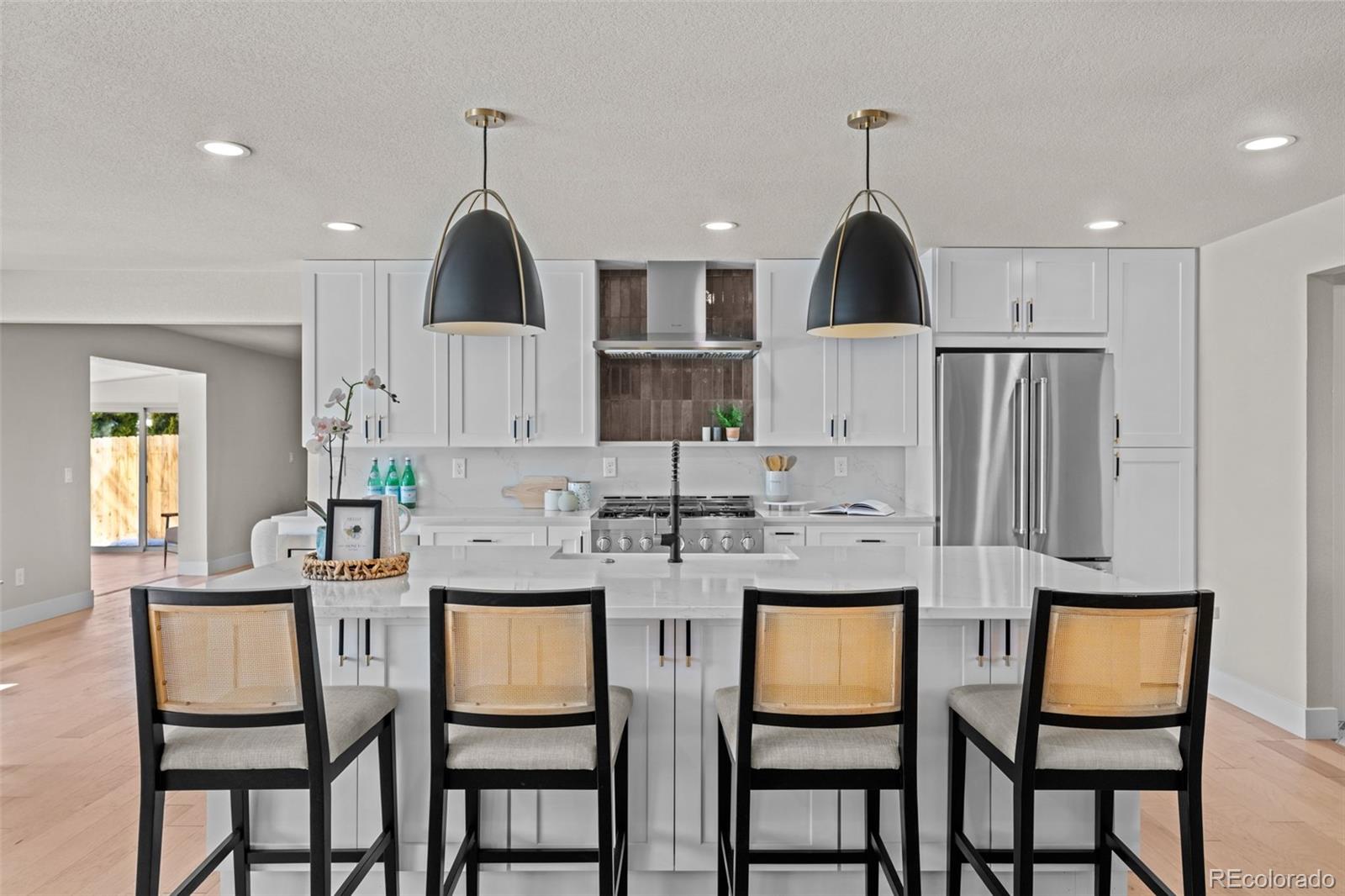 6132 W Fremont Drive