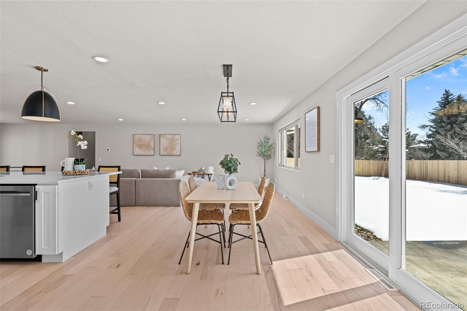 6132 W Fremont Drive